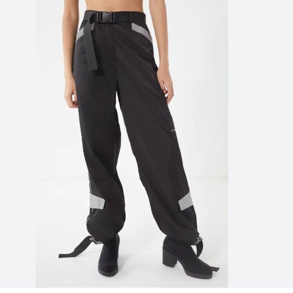 I.AM.GIA Neptune belted cargo pants - Picture 2 of 8